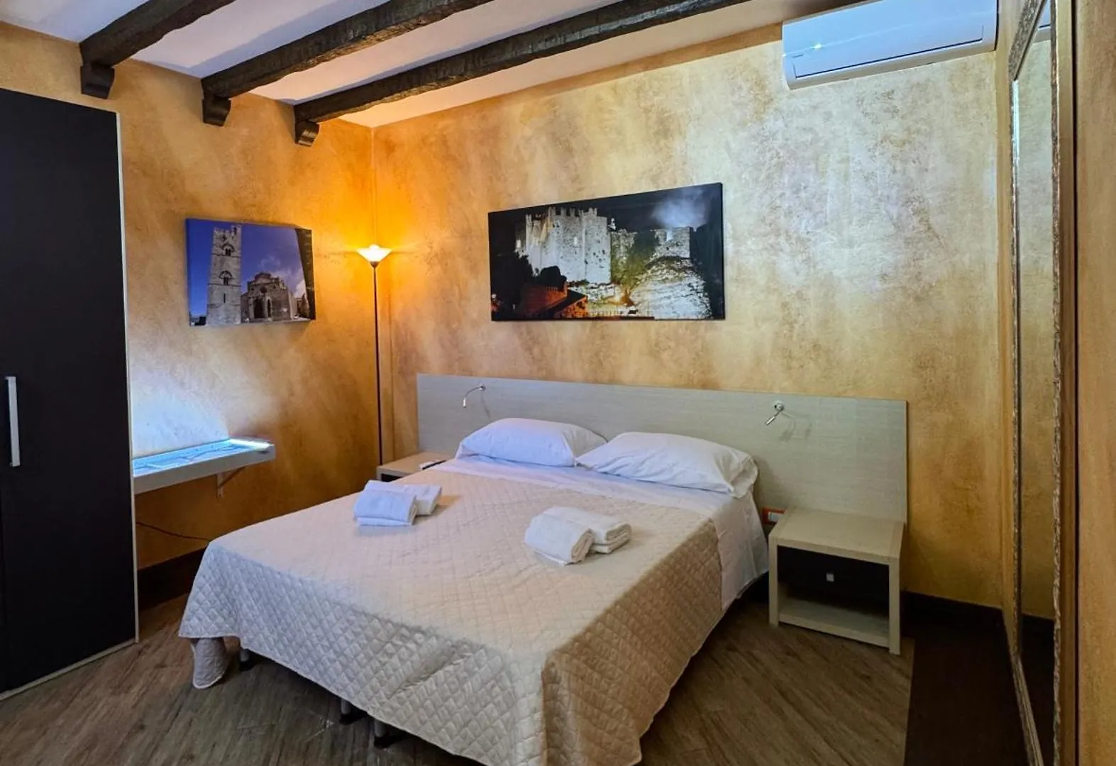Summer Wind Apartments Trapani 0*,
