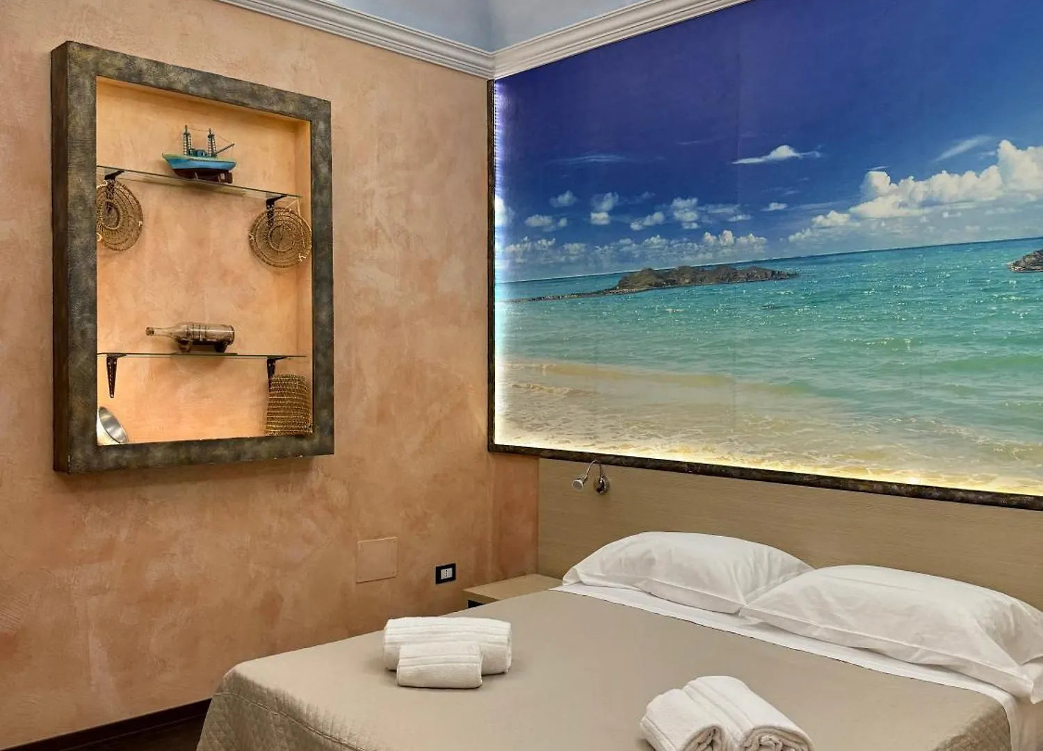 Summer Wind Apartments Trapani 0*,  Italia
